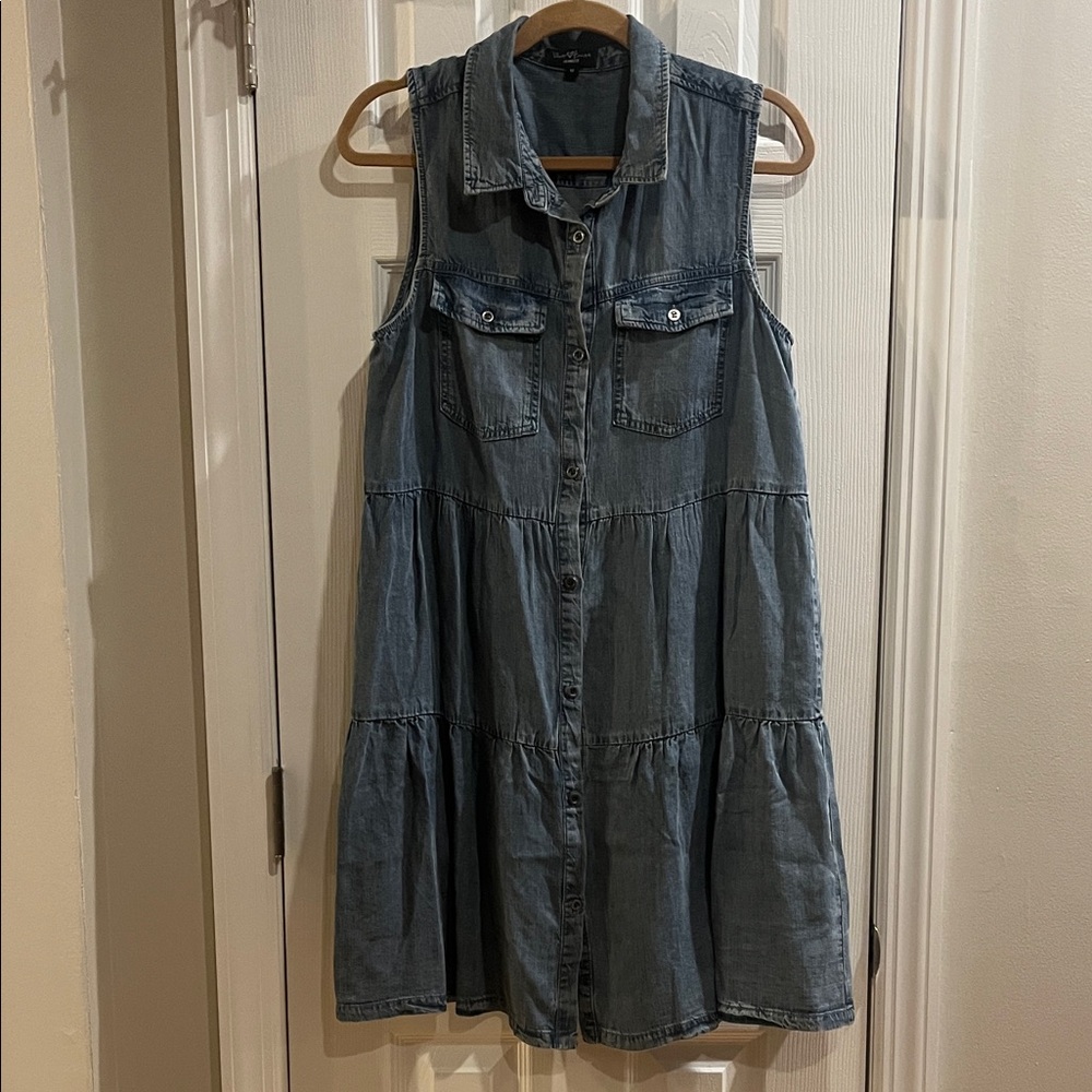 Velvet Heart Blue Denim Sleeveless Midi Dress